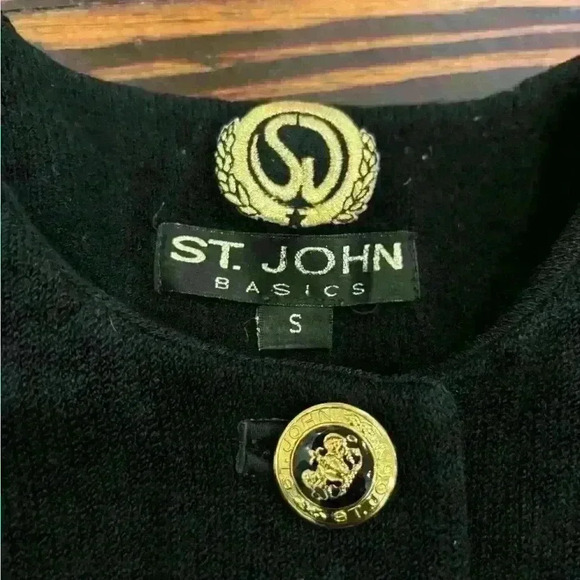 A12 Womens St. John Basics Black Santana Knit Button Down Long Slv Sweater Sz Sm - Picture 4 of 4